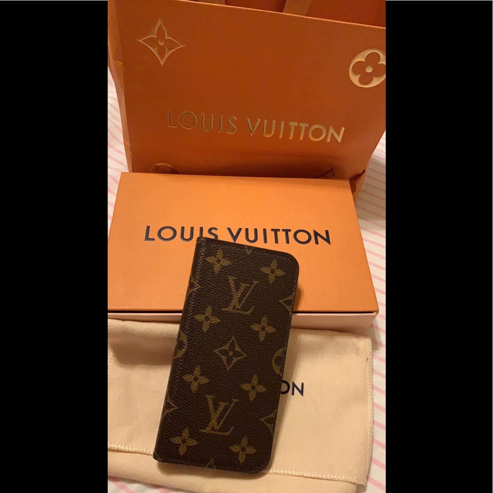 Authentic lv i phone X case in good condition